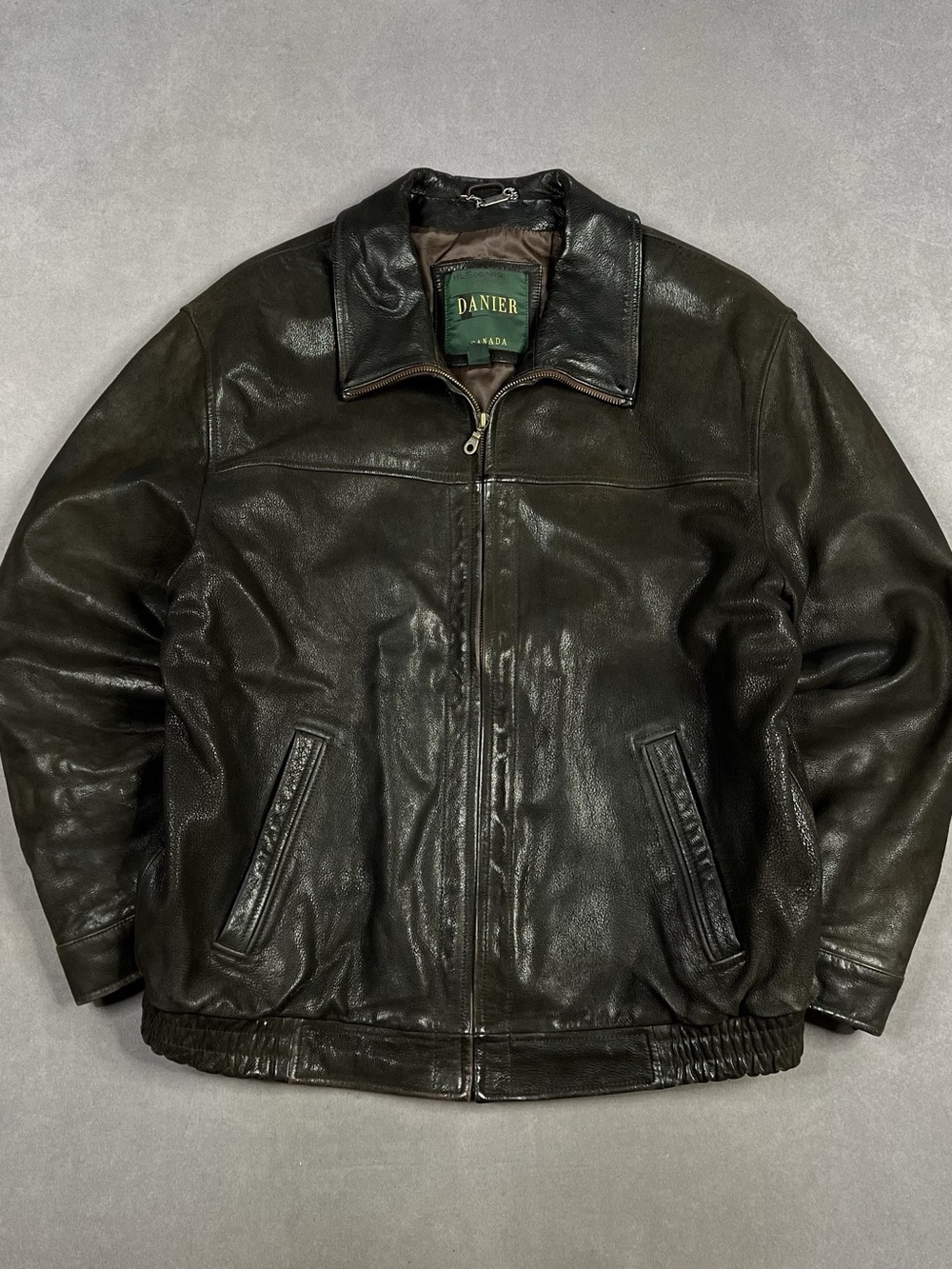 Danier Men's Black Leather Jacket Size Large Vintage